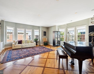 624 S 6th Street - Photo Thumbnail 3