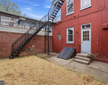 112 N 11th Street - Photo Thumbnail 14