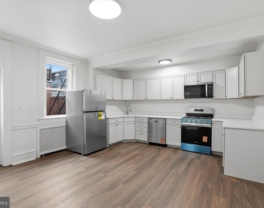 112 N 11th Street - Photo Thumbnail 9