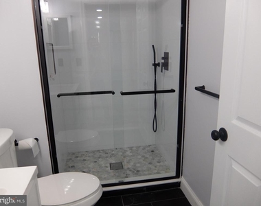 7 Powell Court - Photo Thumbnail 5