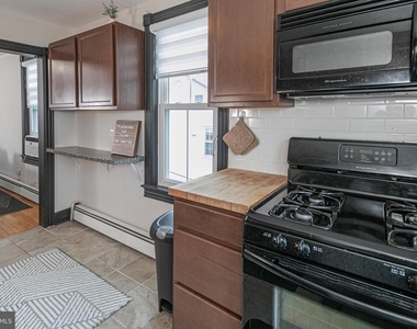 357 Nassau Street - Photo Thumbnail 3