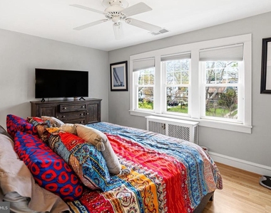 256 Hawthorne Avenue - Photo Thumbnail 12
