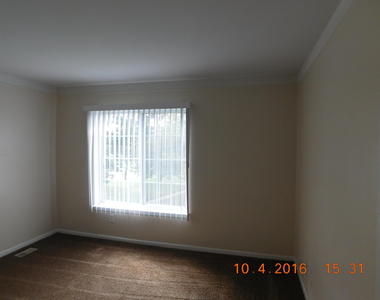 444 N Fox Hills N - Photo Thumbnail 25