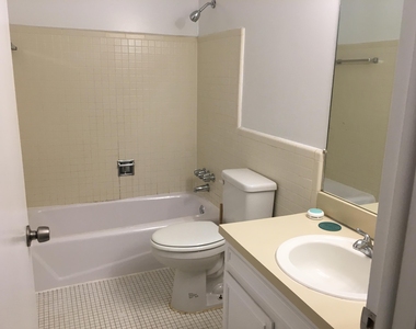 444 N Fox Hills N - Photo Thumbnail 14