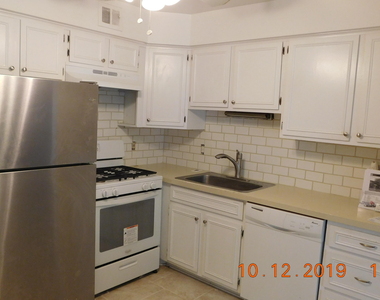 444 N Fox Hills N - Photo Thumbnail 5