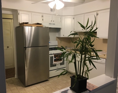 444 N Fox Hills N - Photo Thumbnail 6