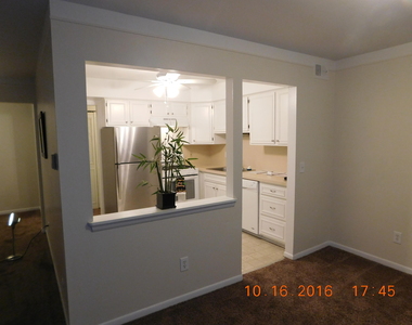 444 N Fox Hills N - Photo Thumbnail 7