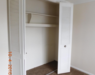 444 N Fox Hills N - Photo Thumbnail 23