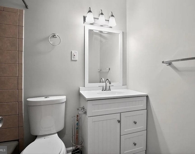 8512 Rose Marie Drive - Photo Thumbnail 4