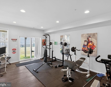 10321 Vista Meadow Way - Photo Thumbnail 13