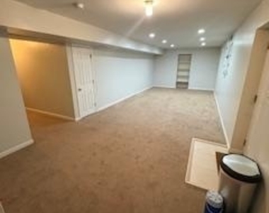 2603 Ainsworth Terrace - Photo Thumbnail 11