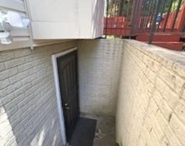 2603 Ainsworth Terrace - Photo Thumbnail 9