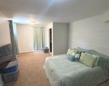 2603 Ainsworth Terrace - Photo Thumbnail 19