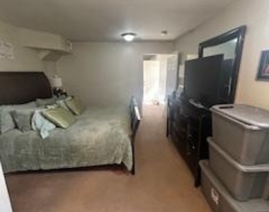 2603 Ainsworth Terrace - Photo Thumbnail 6