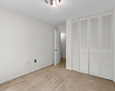 10643 Weymouth Street - Photo Thumbnail 22