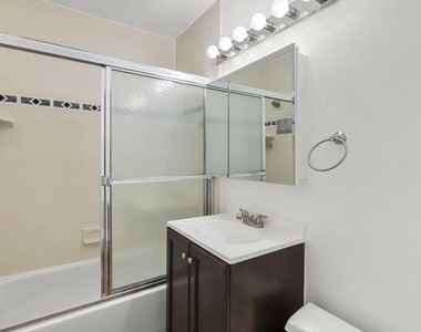 10643 Weymouth Street - Photo Thumbnail 20