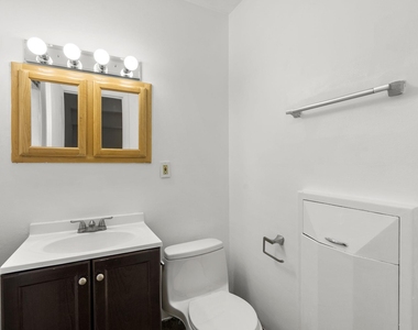 10643 Weymouth Street - Photo Thumbnail 18