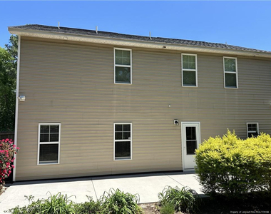 1890 Frankie Avenue - Photo Thumbnail 7