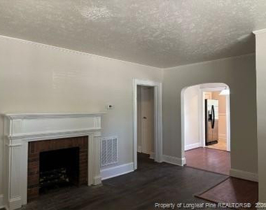 282 Windsor Drive - Photo Thumbnail 2