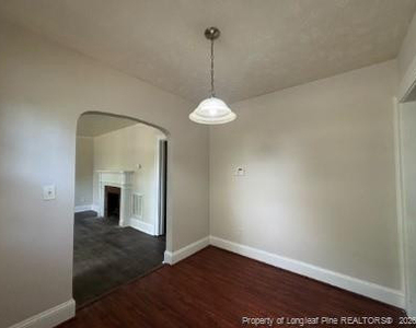 282 Windsor Drive - Photo Thumbnail 3