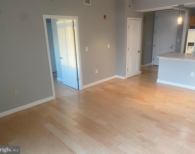 5750 Bou Avenue - Photo Thumbnail 6