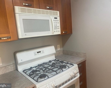 5750 Bou Avenue - Photo Thumbnail 11