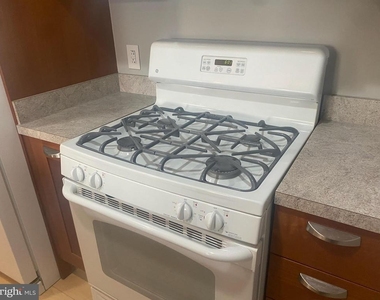 5750 Bou Avenue - Photo Thumbnail 10