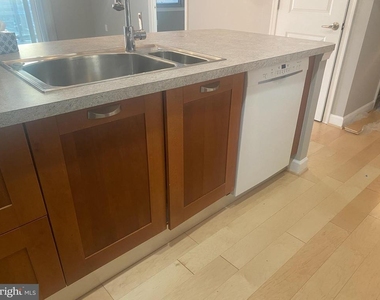 5750 Bou Avenue - Photo Thumbnail 9