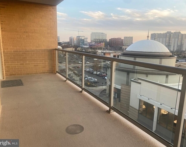 5750 Bou Avenue - Photo Thumbnail 13