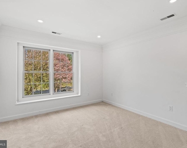 14216 Cervantes Avenue - Photo Thumbnail 27