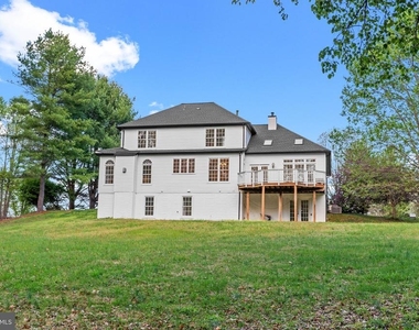 14216 Cervantes Avenue - Photo Thumbnail 44