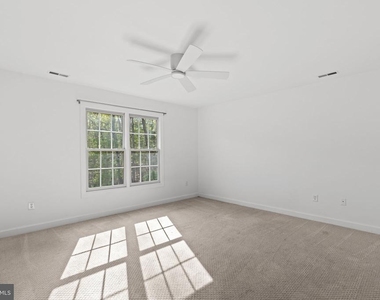 14216 Cervantes Avenue - Photo Thumbnail 33