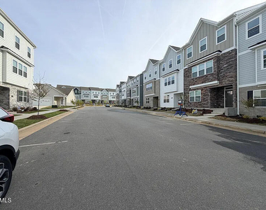 721 Lucky Clover Way - Photo Thumbnail 29
