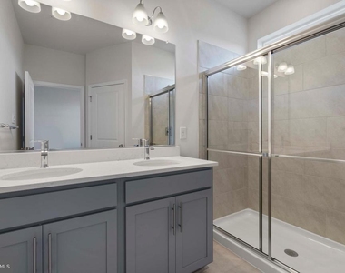 462 Tiller Street - Photo Thumbnail 20