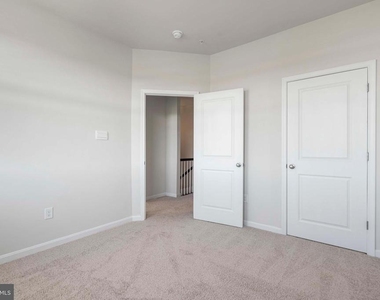 462 Tiller Street - Photo Thumbnail 23