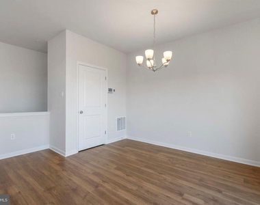 462 Tiller Street - Photo Thumbnail 11