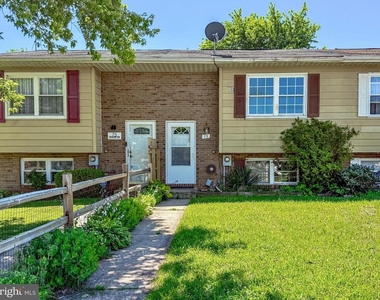 75 Grand Drive - Photo Thumbnail 7