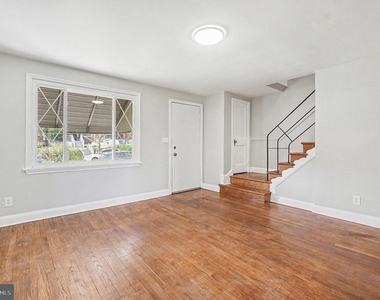 828 Saint Dunstans Road - Photo Thumbnail 1