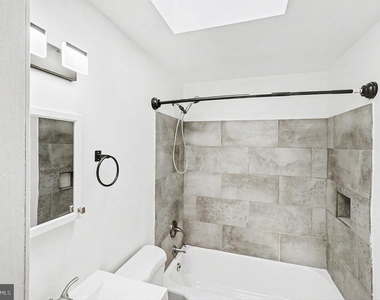 828 Saint Dunstans Road - Photo Thumbnail 13