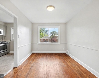 828 Saint Dunstans Road - Photo Thumbnail 3