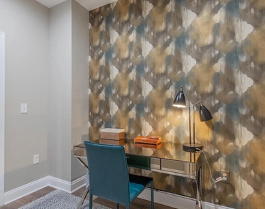 3221 Noble St. - Photo Thumbnail 8