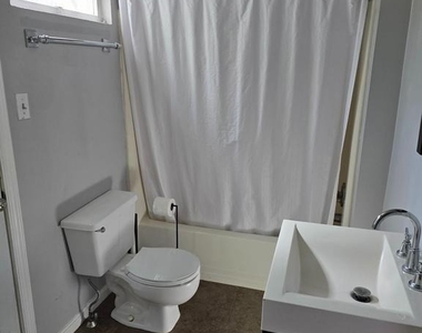 107 S Collington Avenue - Photo Thumbnail 12