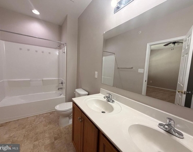 1331 Parish Avenue - Photo Thumbnail 21