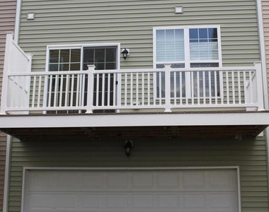 1331 Parish Avenue - Photo Thumbnail 1