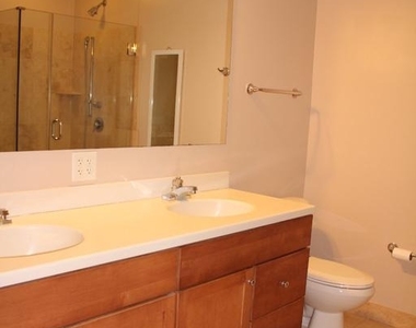 105 Christina Landing Drive - Photo Thumbnail 16