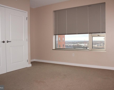 105 Christina Landing Drive - Photo Thumbnail 10