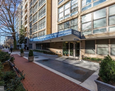 1260 21st Street Nw - Photo Thumbnail 1