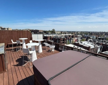 2424 18th Street Nw - Photo Thumbnail 31
