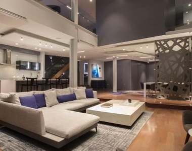 2424 18th Street Nw - Photo Thumbnail 8