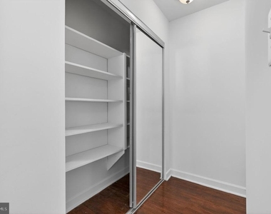 2523 13th Street Nw - Photo Thumbnail 14